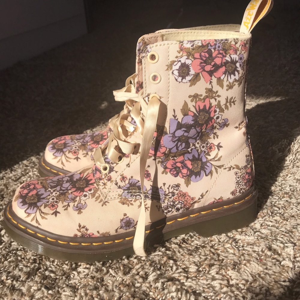 Floral Dr. Martens